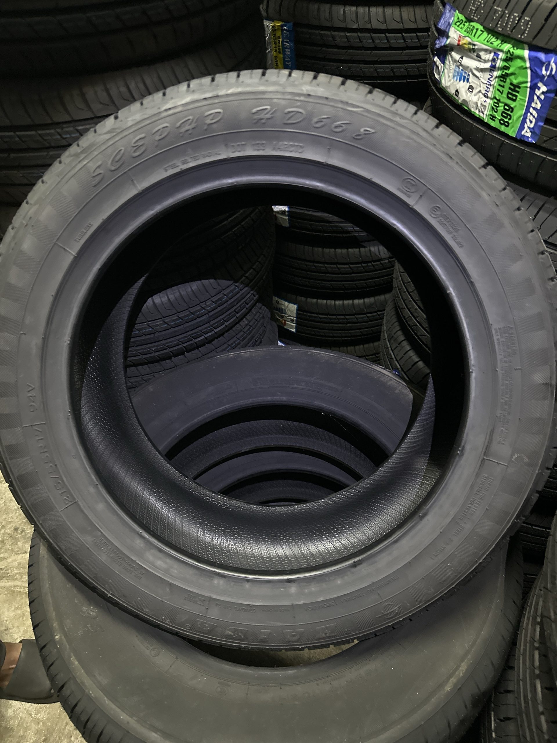 New Tyre 215/55R17 HAIDA HD668 Year 2024 - Image 2