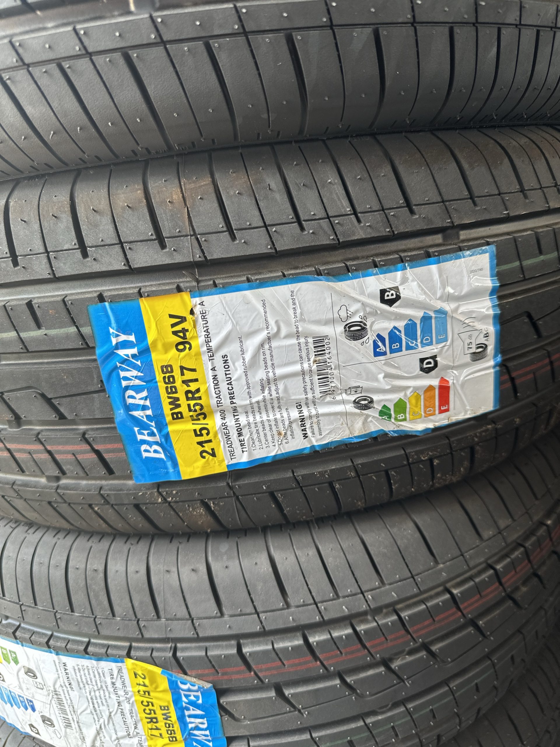 New Tyre 215/55R17 BEARWAY BW668 94V Year 2024 - Image 2